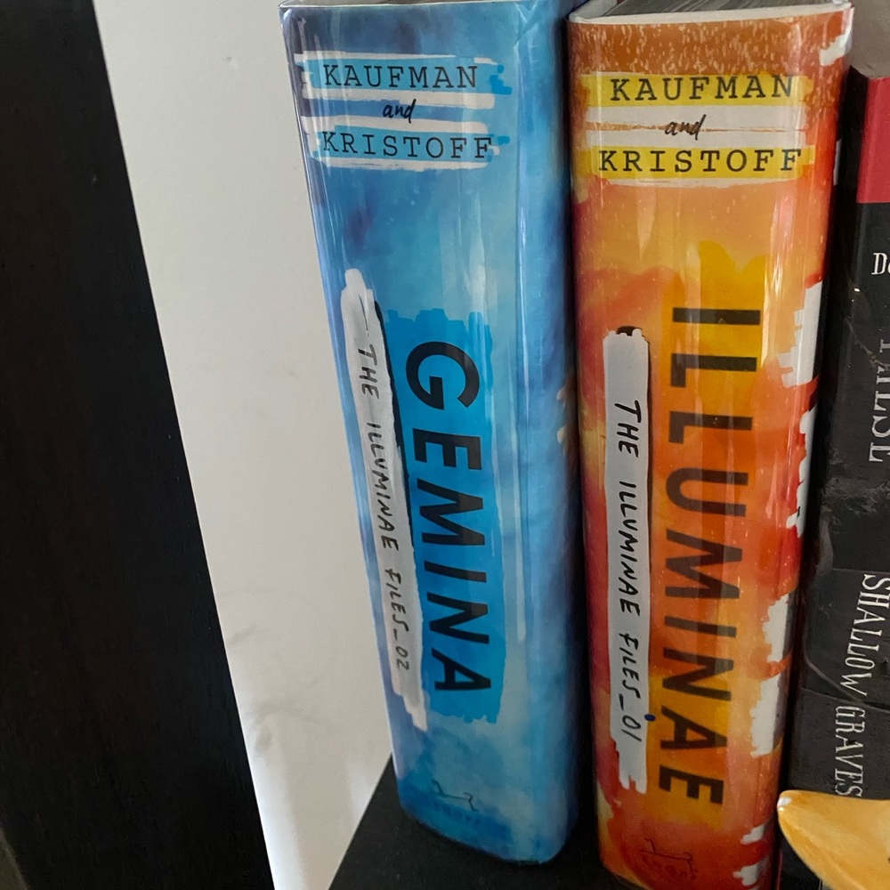 Book Bundle :) -> Illuminae Series by Jay Kristoff and Amie Kaufman